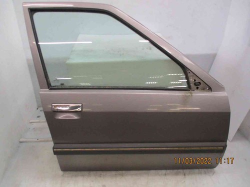 Porte avant droite renault r21 - porte,