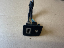 2012-2017 MK7 FL FORD FIESTA USB PORT WITH CABLE