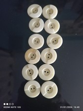 Lot de 12 boutons neufs 2,2cm