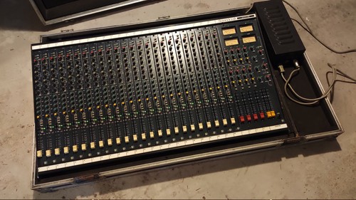 Table mixage soundcraft - table,