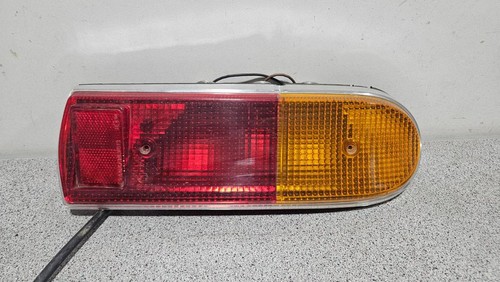 Peugeot 204 1972 - gauche, feux