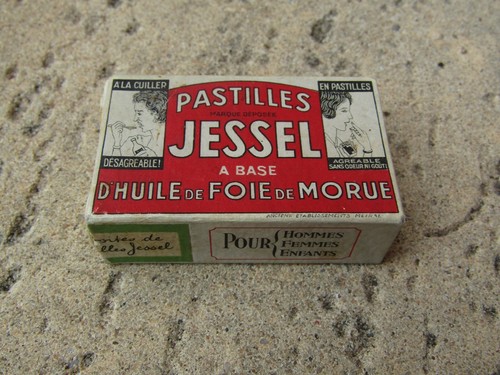 Ancienne boite pharmacie en - de,