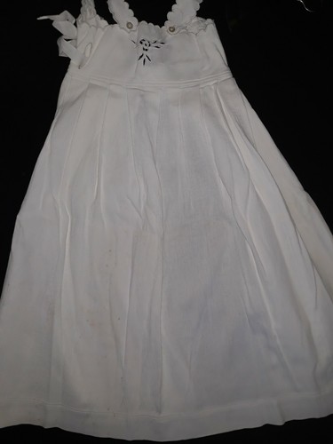 Lot ancienne robe de - lot, n°22)