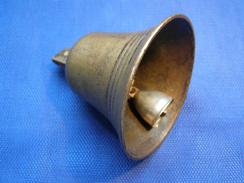 Ancienne cloche bronze 7 - cloche, en