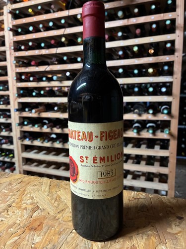 308 château figeac 1983 - château,
