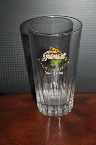 Ancien verre biere - verre, a