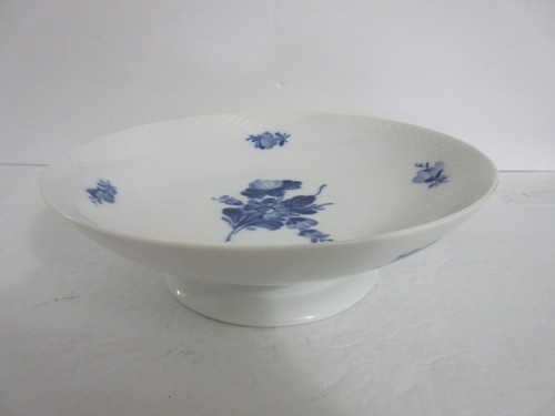 Royal copenhagen blue flower - blue,