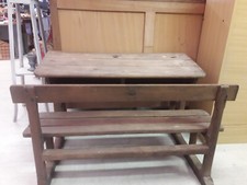 bureau d'écolier ancien en