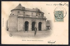 Old postcard Douai, Porte de Valenciennes exterior 1904 