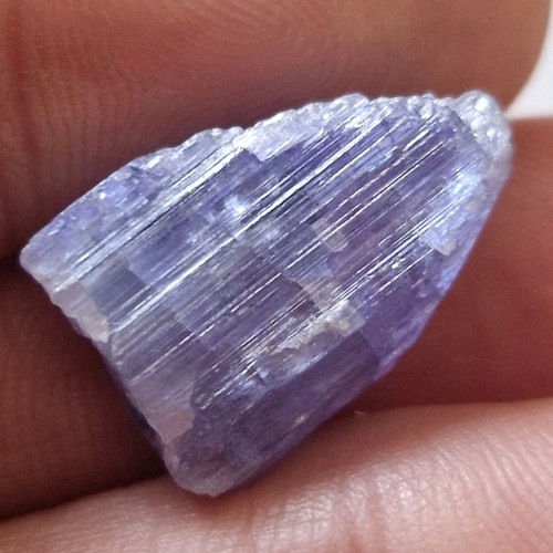 Tanzanite crystal 5ct - tanzanite, 16.5ct