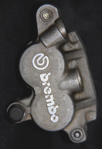 Etrier frein avant brembo - de, "brembo"