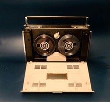 Magnetophone portatif Gründig