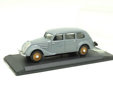 Mini road resin 1/43 - Peugeot 402 commercial grey
