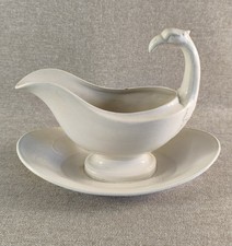 TRÈS BELLE SAUCIÈRE EN