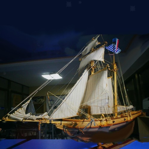 Bateau voile en bois - voile,