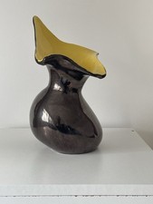 Vase Signé joul Ou joal  .