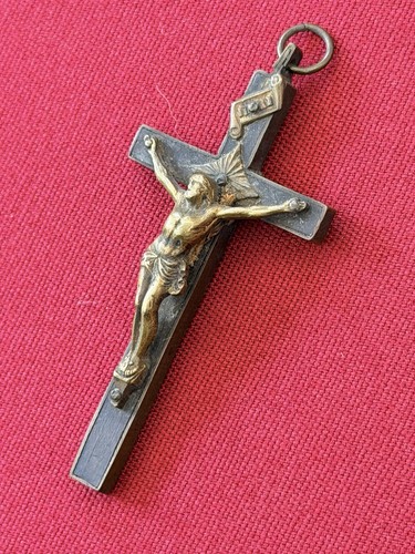 Crucifix ancien métal bronze - métal,