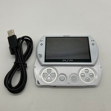 Sony PSP Go Console Near Mint Tested w/ Charger From Japan