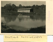 PHoto de l'étang avec le