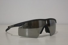 Oakley M-Frame 1st Gen Finger