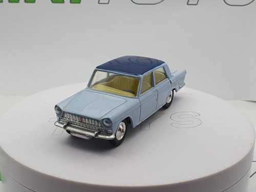 Fiat 1800 corgi toys 43 - fiat,