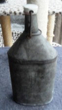 Très ancienne gourde en