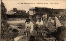 Old postcard Trélazé Slate Carrieres splitters mining industry (1392467)