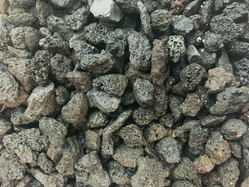 100 lave noire pierre