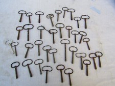 lot of 36 pendulum clock keys