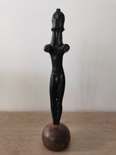 Statuette En Bronze