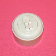 Interrupteur double ancien en plastique
