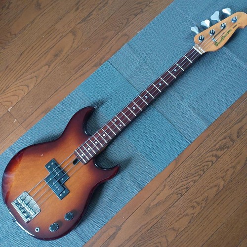 Basse électrique yamaha - basse,