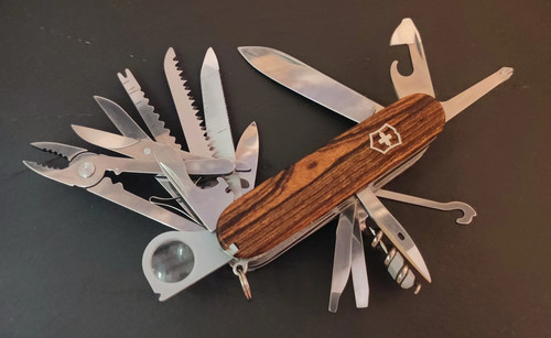 Victorinox swiss army - swiss,