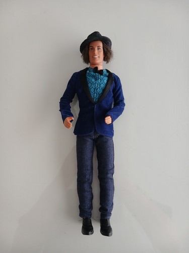 Rare poupée mannequin - rare,