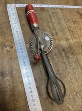 Batteur old tool, outil ancien