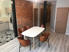 5 chaises Philippe Starck