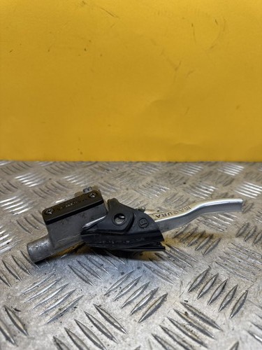 Maitre cylindre embrayage - d,