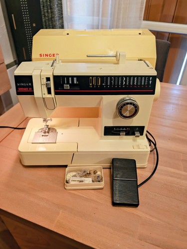 Machine coudre singer - machine,