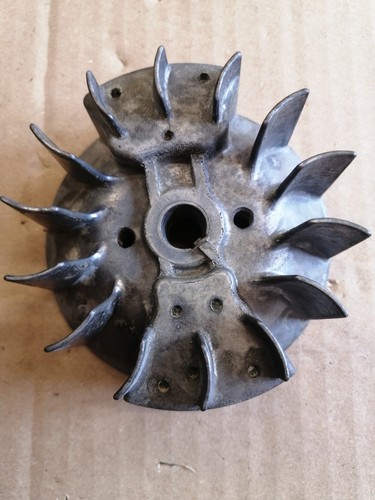 Volant moteur robin - (origine),