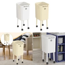 Poubelle à roulettes