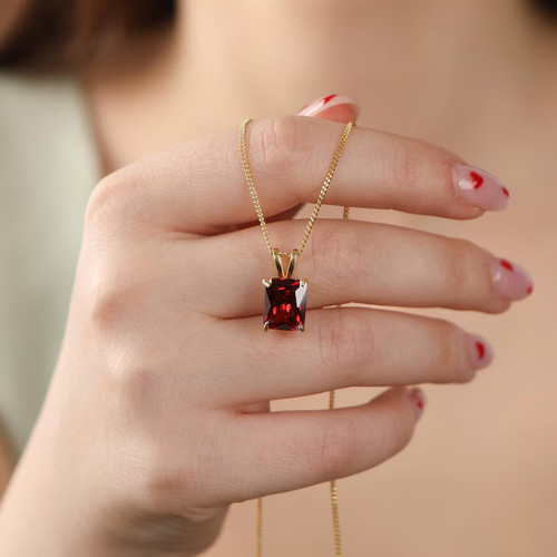 Chaîne pendentif femme grenat