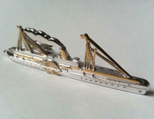 PINCE A CRAVATE vintage BATEAU A VAPEUR NAVIRE doré et argenté