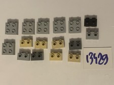 Lot De Pieces  Briques Avec