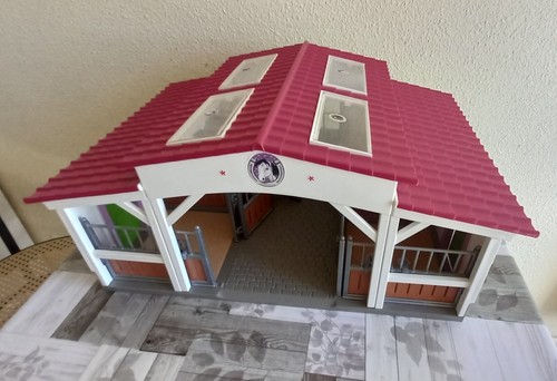 Ferme box schleich - box, (modèle