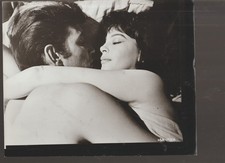 8X10  B&W   PHOTO OF-CLOSE  UP-SCENE- LESLIE CARON - SEXY WITH MAN  ???