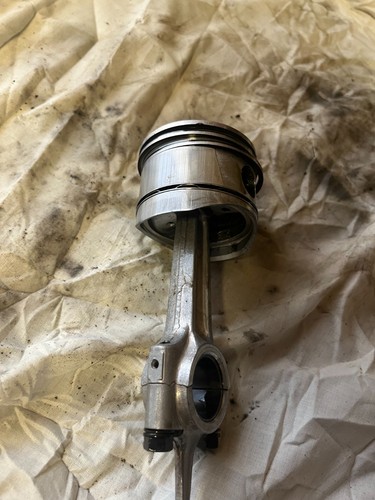 Piston bielle moteur - piston, et