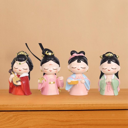 Lot figurines de filles - 4,