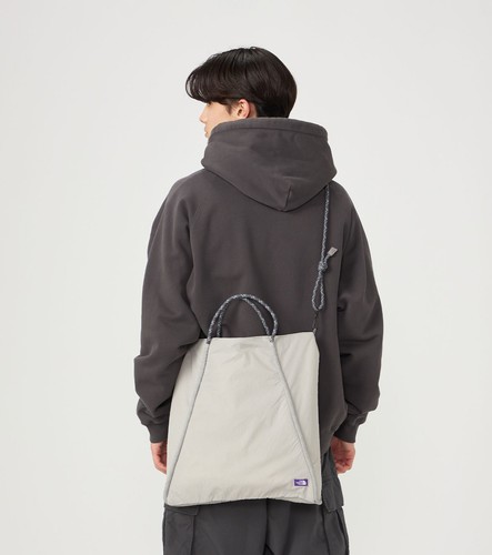 The north face - purple, label