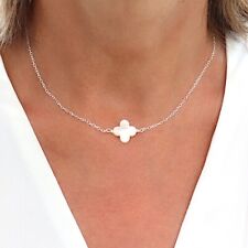 Collier femme, pendentif en Nacre trèfle 4 feuilles minimaliste chaine en Argent