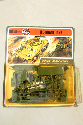 Airfix tank lee - grant,